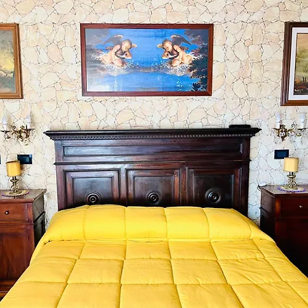 Alojamento de Acomodação e Pequeno-almoço La Mammola 3*