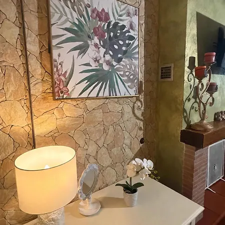 La Mammola Bed & Breakfast 3*