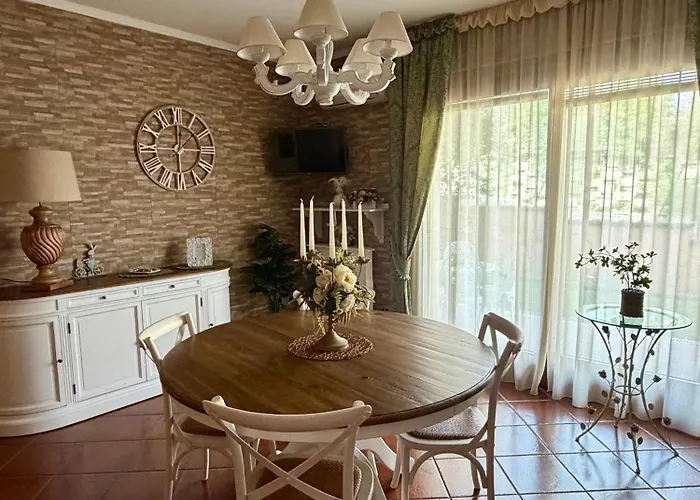 La Mammola 住宿加早餐酒店 3*