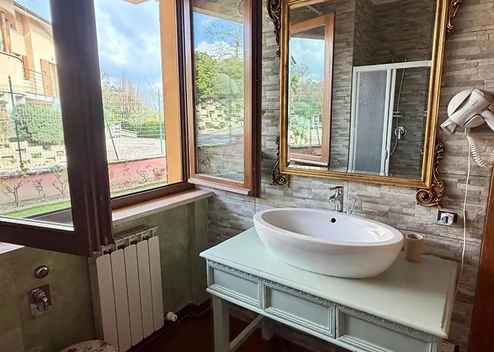 La Mammola 住宿加早餐酒店 法布里亚诺